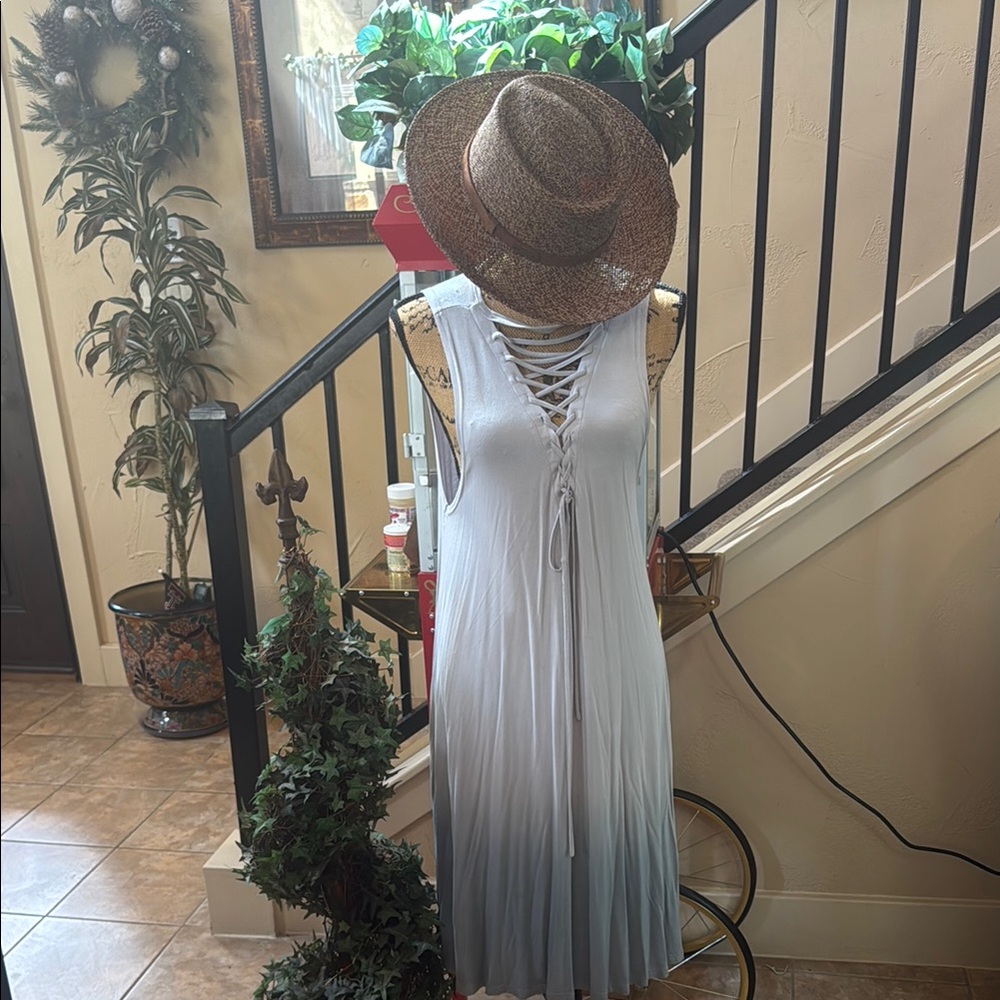 ANDREE BY UNIT Silver Pleated V-Neck Sundress